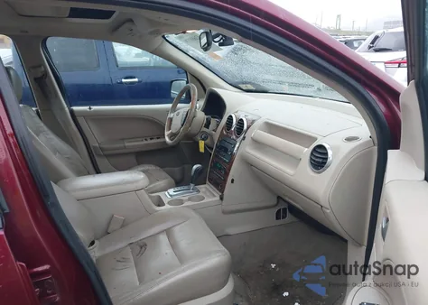 2005 Ford Freestyle Limited из США, поврежденный, VIN 1FMDK06165GA46972